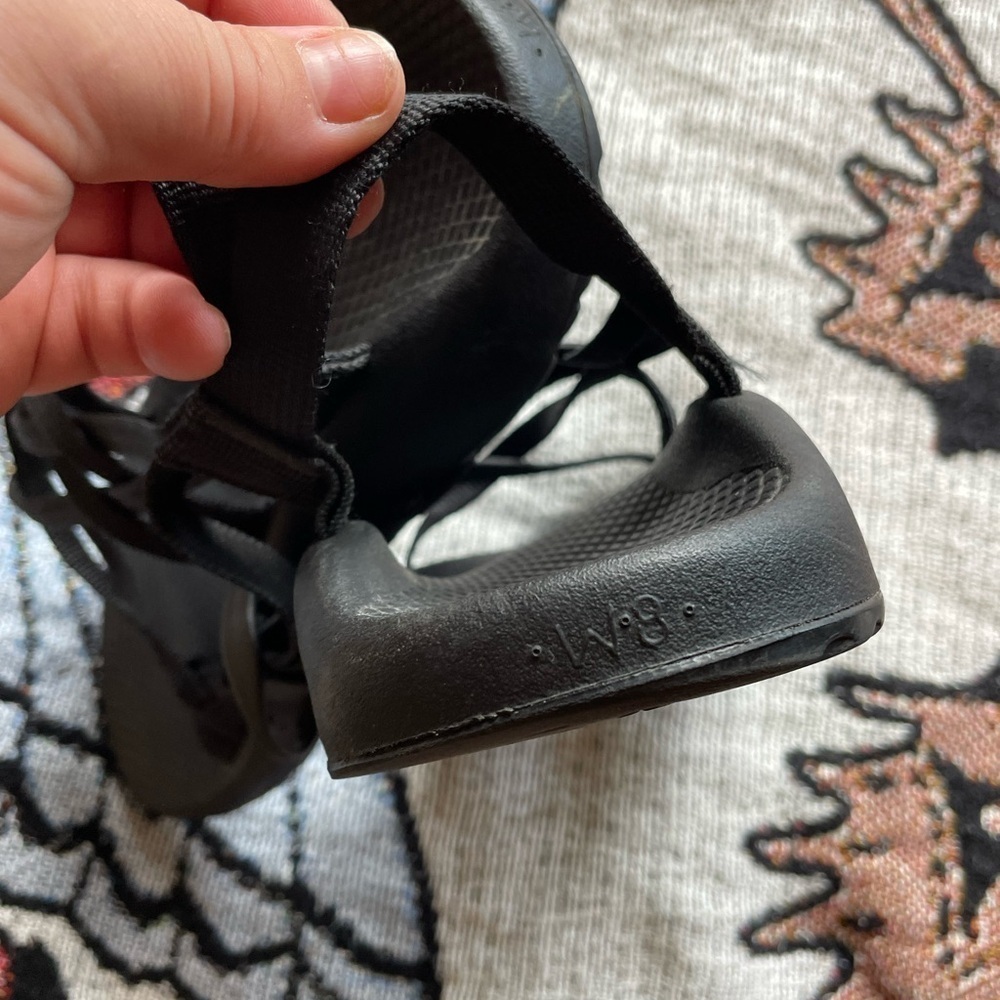 chacos - Picture 3 of 3
